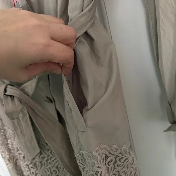 Italian Tan Trench Coat - Picture 6 of 8